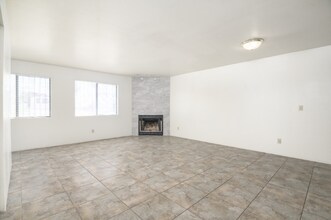 1649 E Lester St in Tucson, AZ - Foto de edificio - Building Photo