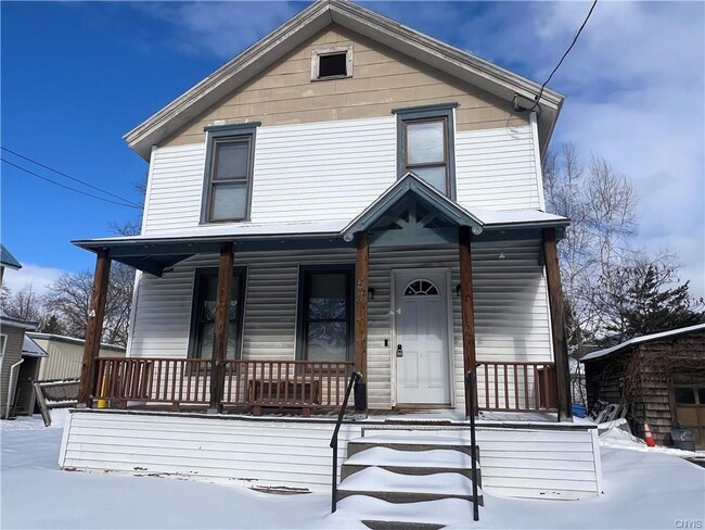 58 Madison St in Cortland, NY - Building Photo - Building Photo