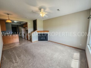 8601 Westown Pkwy in West Des Moines, IA - Building Photo - Building Photo
