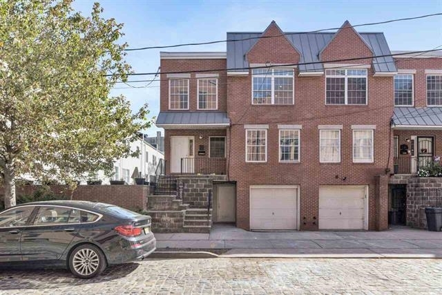 22 Manning Ave in Jersey City, NJ - Foto de edificio