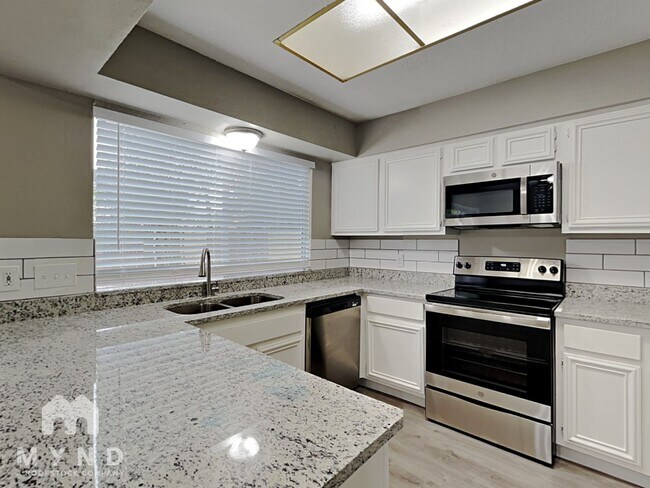 508 Oak Harbor Dr in Houston, TX - Building Photo - Building Photo
