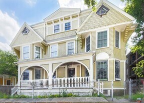 19 Alaska St in Boston, MA - Building Photo