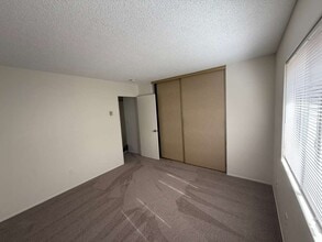 6554 Bell Bluff Ave in San Diego, CA - Building Photo - Building Photo