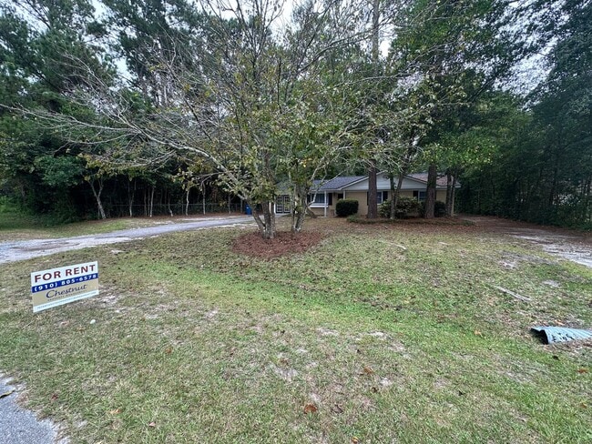 5854 Michelle Dr in Wilmington, NC - Building Photo - Building Photo