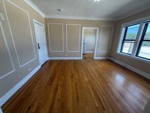 2801 N Keating Ave in Chicago, IL - Building Photo - Building Photo