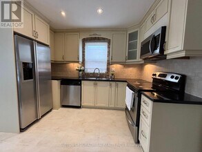 138 Poyntz Ave in Toronto, ON - Building Photo - Building Photo