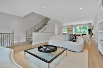 162 Bedford Rd in Armonk, NY - Building Photo - Building Photo
