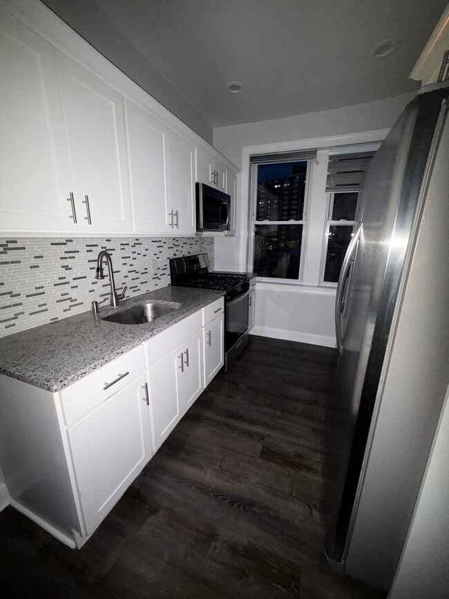 230 Washington St, Unit 14