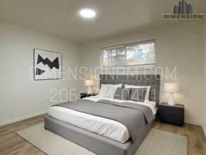 1274 Sherman Ave, Unit 1274 in Port Orchard, WA - Building Photo - Building Photo