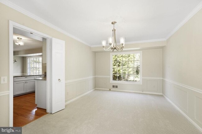 3725 Templeton Pl in Alexandria, VA - Building Photo - Building Photo