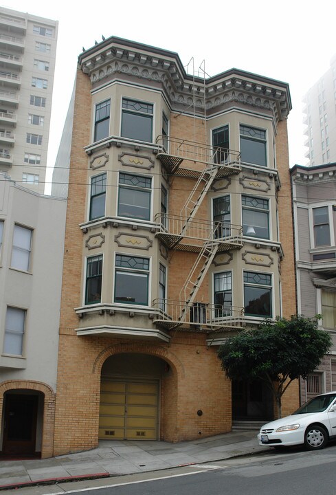 1021 Union St in San Francisco, CA - Building Photo