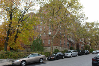 Valentine Gardens Cooperative in Yonkers, NY - Building Photo - Building Photo