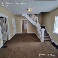 261 N Holmes Ave in Indianapolis, IN - Foto de edificio - Building Photo