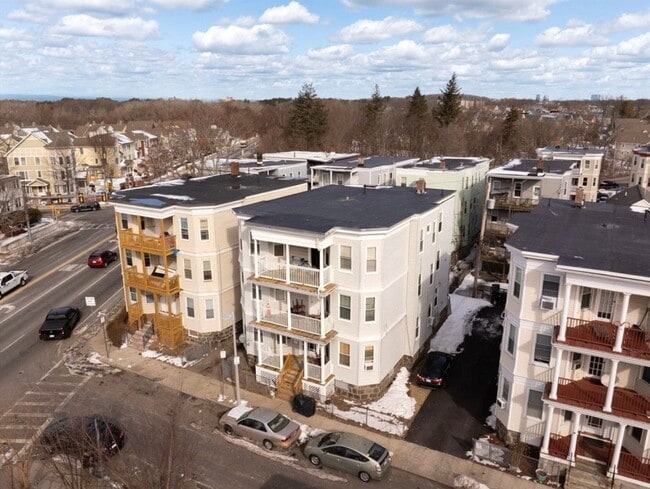 55 Wilcock St, Unit 3