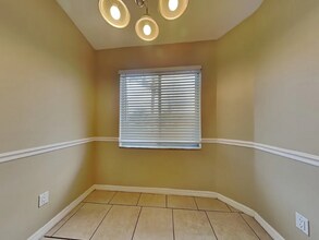 1330 Coolmont Dr in Brandon, FL - Building Photo - Building Photo