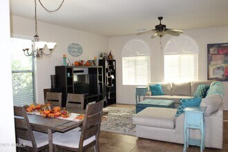 3457 S Swan Dr in Gilbert, AZ - Building Photo - Building Photo