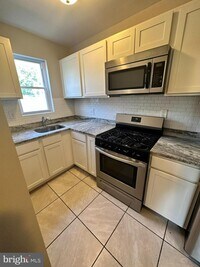 3510 Milford Ave photo'