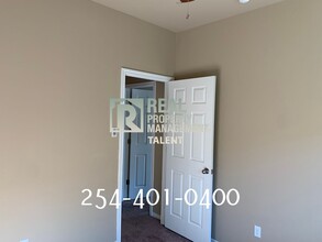 424 Parkfield Ln in Temple, TX - Building Photo - Building Photo
