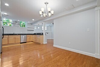 15 Strathmore Rd, Unit A in Brookline, MA - Building Photo - Building Photo