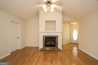 40 Belltree Cir in Newnan, GA - Building Photo - Building Photo