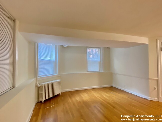 175 Commonwealth Ave, Unit 2275 in Boston, MA - Building Photo - Building Photo