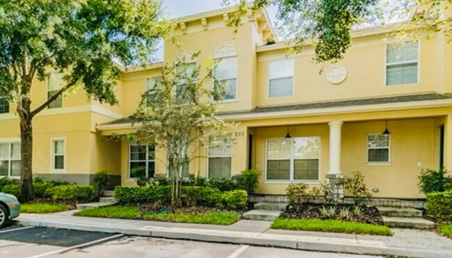property at 220 Drawbridge Ln