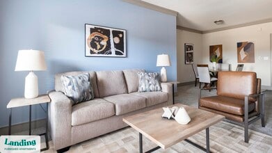 18021 Kingsland Blvd, Unit 5310 in Houston, TX - Foto de edificio - Building Photo