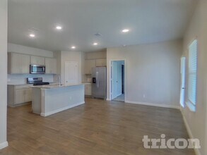 128 Pronghorn Cir in San Marcos, TX - Building Photo - Building Photo