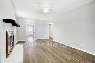 7701 Corley Dr in North Charleston, SC - Building Photo - Building Photo