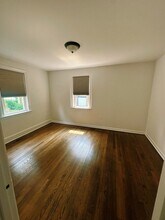 42 Center St, Unit #A in Chatham, NJ - Building Photo - Building Photo