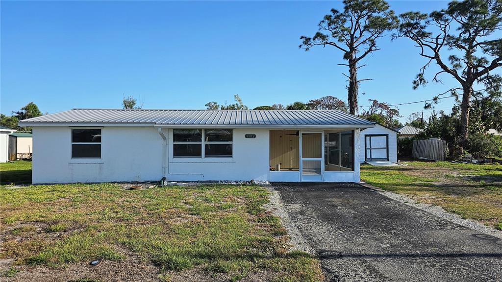1182 South Ln in Englewood, FL - Building Photo