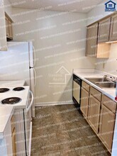 430 Oriole Dr in McMinnville, TN - Building Photo - Building Photo