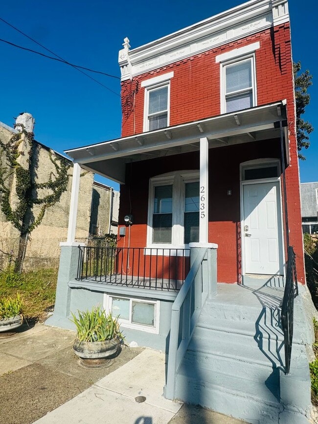 property at 2635 Roberts Ave