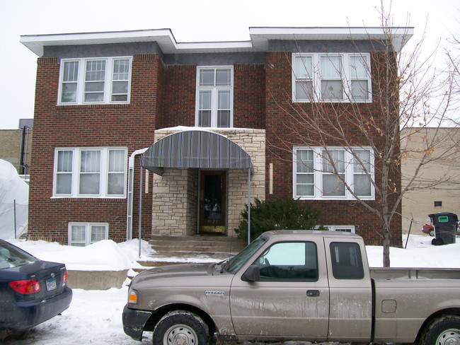 3029 Holmes Ave in Minneapolis, MN - Building Photo - Building Photo