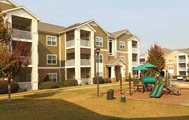 Grandview at Lake Murray in Columbia, SC - Foto de edificio - Building Photo