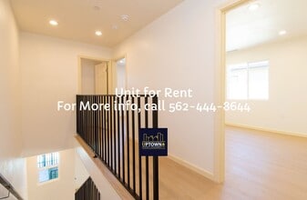 1118 W 110th St in Los Angeles, CA - Building Photo - Building Photo