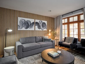 9 Arnett Ave, Unit FL1-ID1380124P in Lambertville, NJ - Foto de edificio - Building Photo