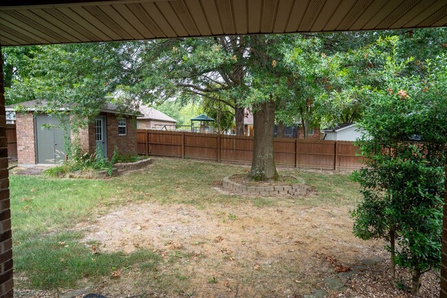 511 Pepper Hill Dr in Nixa, MO - Building Photo - Building Photo