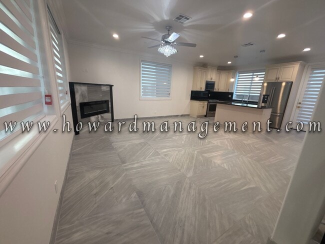 2017 Centinela Ave in Santa Monica, CA - Building Photo - Building Photo