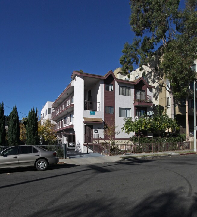 1759 Mariposa Ave in Los Angeles, CA - Foto de edificio