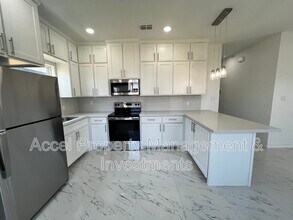 2011 Selena St in Mission, TX - Building Photo - Building Photo