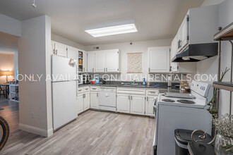 760 800 E in Provo, UT - Building Photo - Building Photo