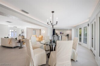 735 Parkview Ln in Naples, FL - Building Photo - Building Photo