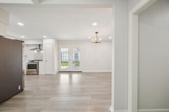 9670 Lynbrook Dr in Dallas, TX - Building Photo - Building Photo