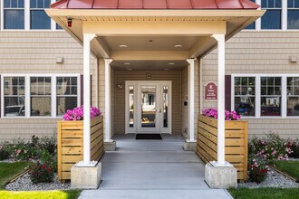 175 James St in Worcester, MA - Foto de edificio - Building Photo