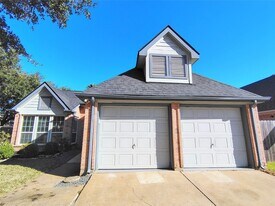4403 Waterfall Way in Sugar Land, TX - Building Photo