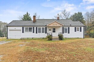 456 S 247 in Spartanburg, SC - Building Photo