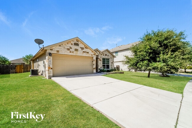 2820 Granite Cove in New Braunfels, TX - Building Photo - Building Photo
