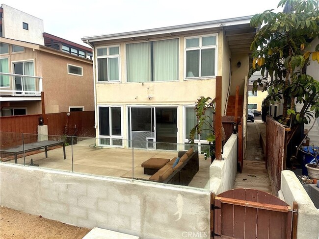 6949 Trolleyway S in Los Angeles, CA - Building Photo - Building Photo