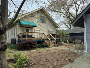 1357 Glenwood Ave SE in Atlanta, GA - Foto de edificio - Building Photo